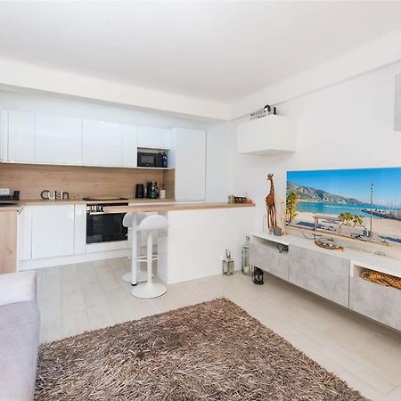 Appartement Carnoles Pres Des Plages Рокбрюн-Кап-Мартин Екстериор снимка