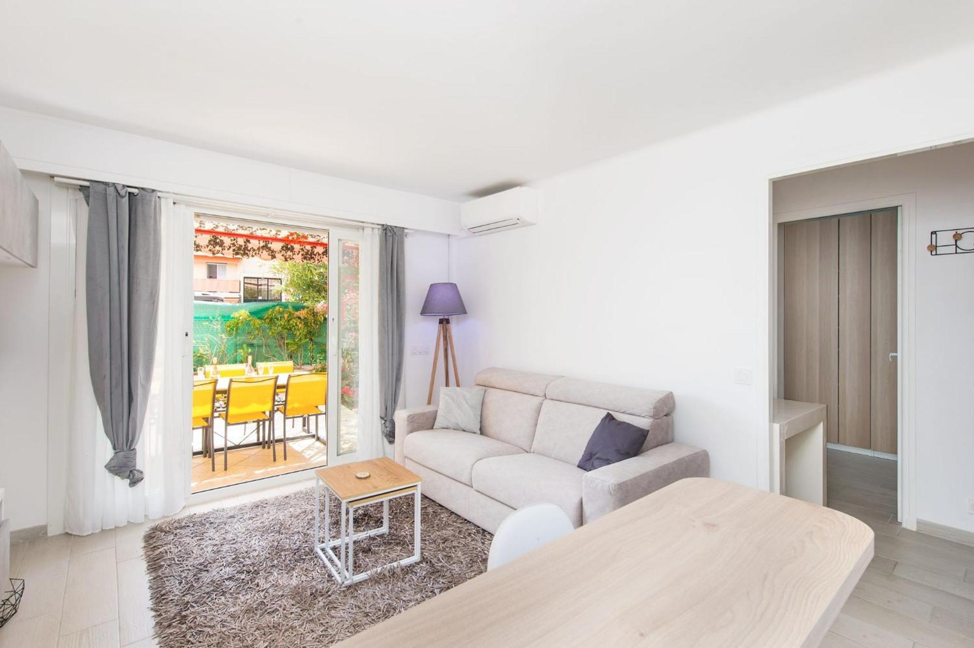 Appartement Carnoles Pres Des Plages Рокбрюн-Кап-Мартин Екстериор снимка